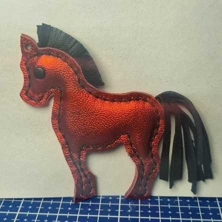 Брелок подвеска Конь